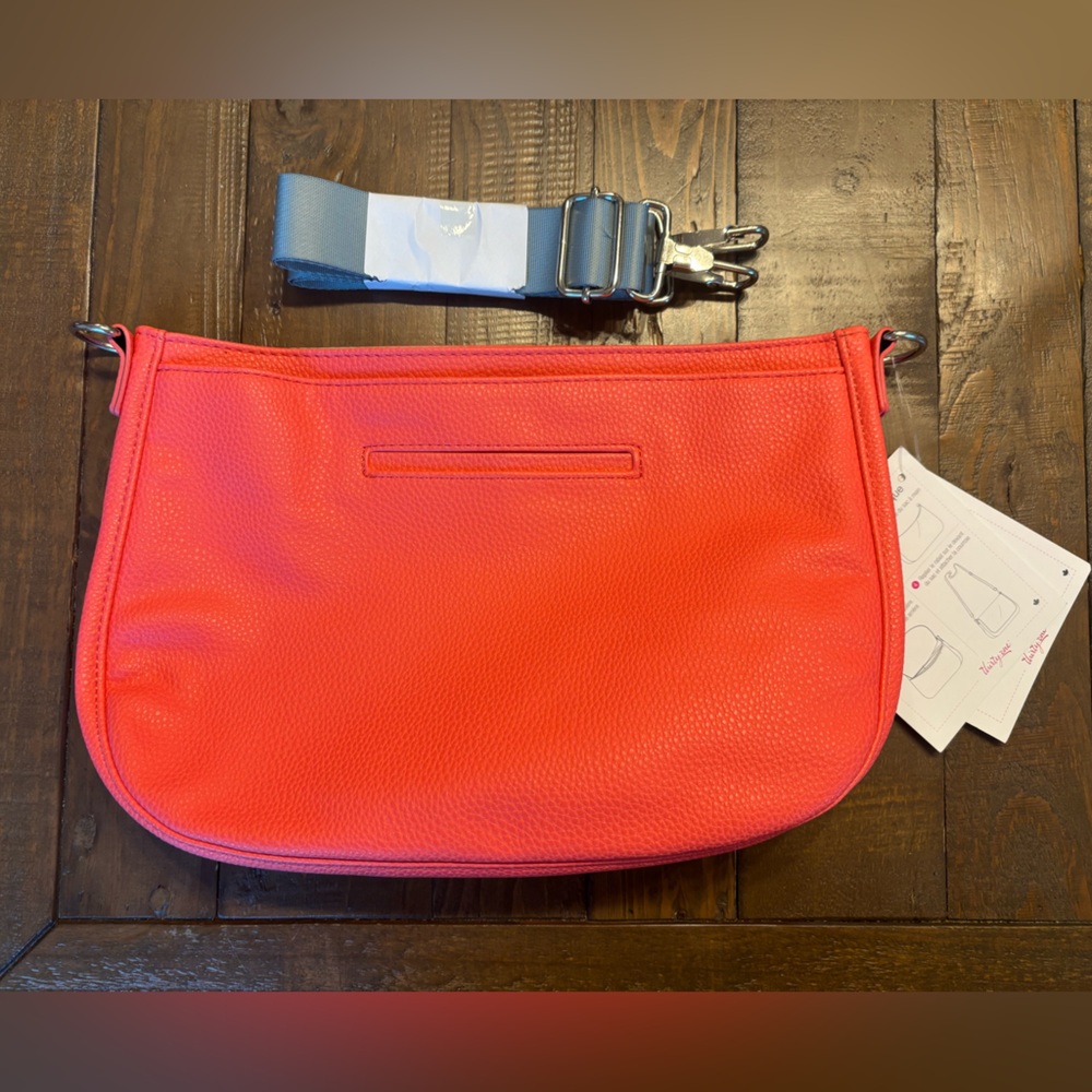 NWT Jewell by Thirty-One Coral Colored Crossbody Shoulder Bag with Strap